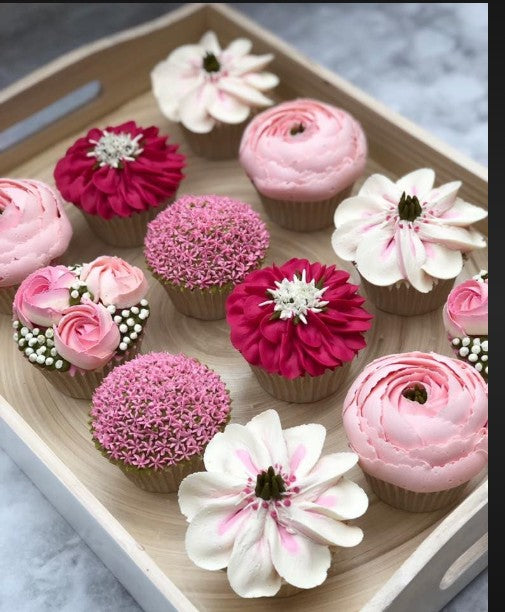 Cake Craft Shoppe Mini-Series: Buttercream Beginning Piping Flowers