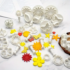 Fondant Beginner Kit - 114pc