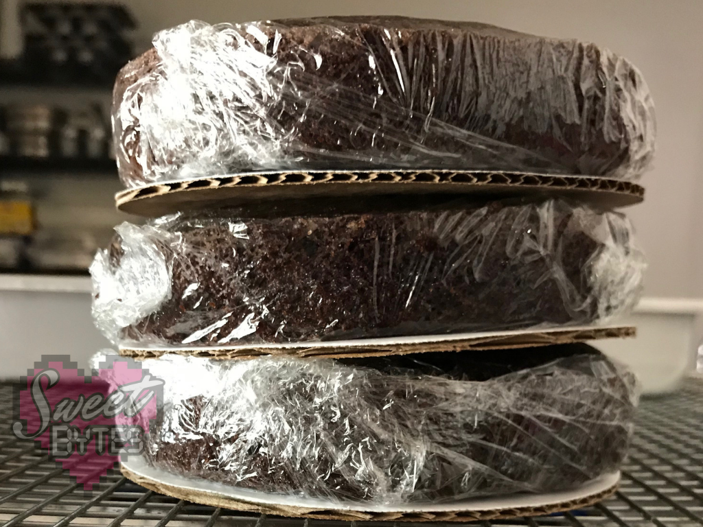 Wrapping and Storing Cakes: Keep Your Bakes Fresh and Delicious