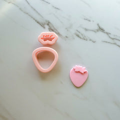 STRAWBERRY TWO PIECE CUTTER BY SAIDAS SWEETS