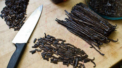 Homemade Vanilla Extract Kit with Organic Madagascar Vanilla Beans