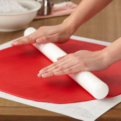 Wilton Large Fondant Roller with Guide Rings, 20"