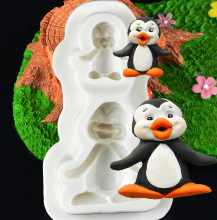TWO CUTE PENGUIN SILICONE MOULD