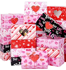 Valentine's Day Bakery Boxes with Heart Window Lrg